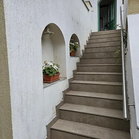 Hillside Pool House Semesterbostad Velence