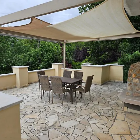Hillside Pool House Semesterbostad Velence